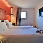 Cyano Frejus-saint Raphael Hotel 3*