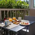 Cyano Frejus-saint Raphael 3* Fréjus