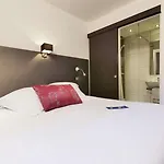 Cyano Frejus-saint Raphael Hotel
