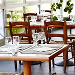 Hotel Cyano Frejus-saint Raphael 3*