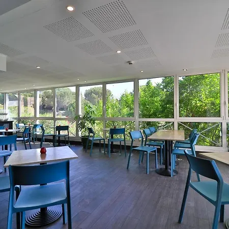 Restaurant Kyriad Fréjus