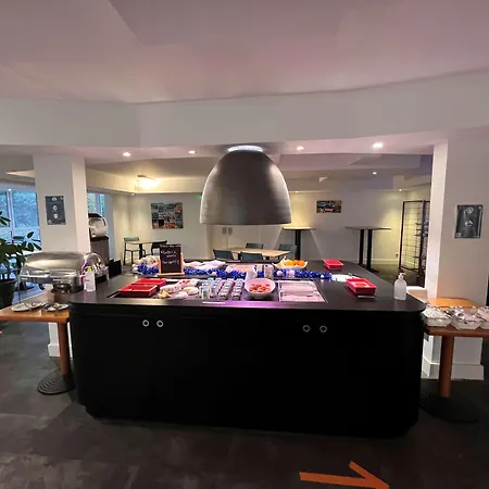 Restaurant Kyriad Hotel Fréjus