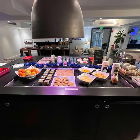 Restaurant Kyriad Hotel Fréjus