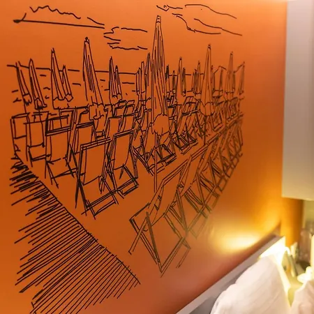 Cyano Frejus-saint Raphael Hotel