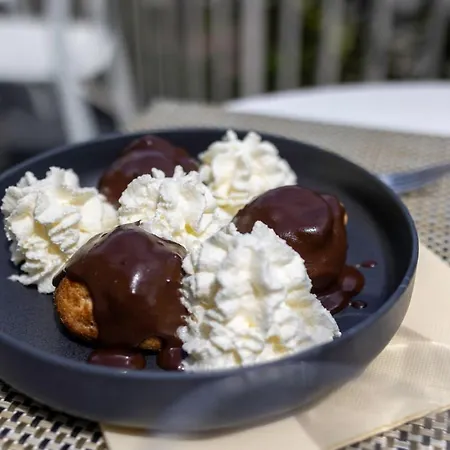 Ξενοδοχείο Restaurant Kyriad 3*