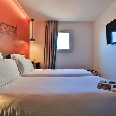 Cyano Frejus-saint Raphael Hotel 3*