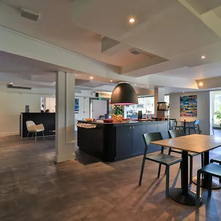Ξενοδοχείο Restaurant Kyriad 3*