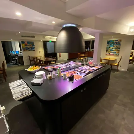 Cyano Frejus-saint Raphael Hotel Fréjus