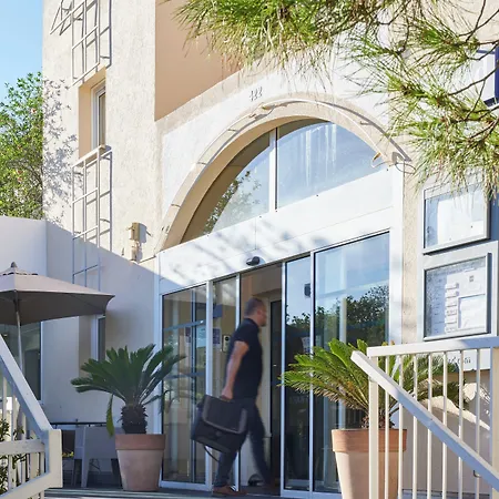 Cyano Fréjus-saint Raphaël Hotel Fréjus