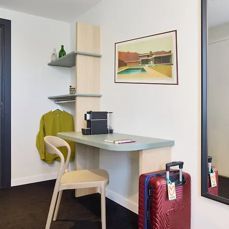 Hotel Cyano Fréjus-saint Raphaël 3*