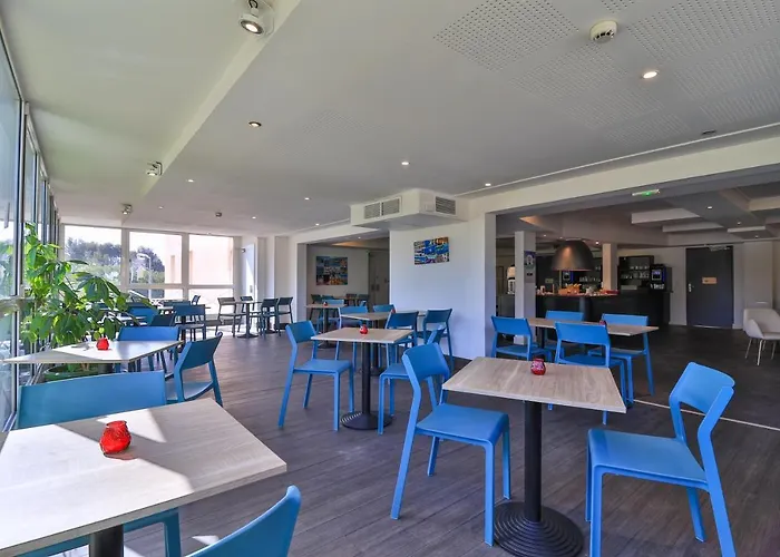 Cyano Frejus-saint Raphael Hotell Fréjus