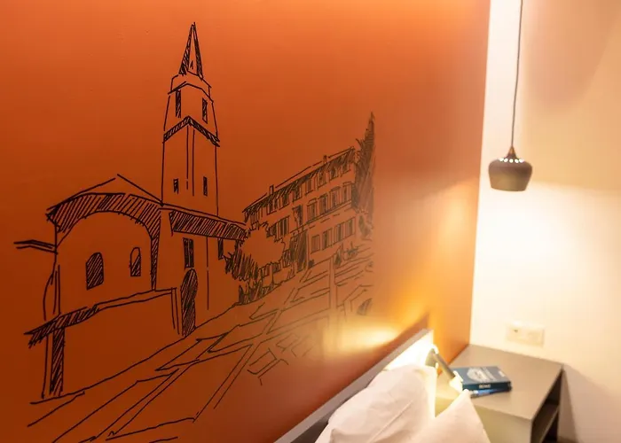 Hotell Cyano Frejus-saint Raphael 3*